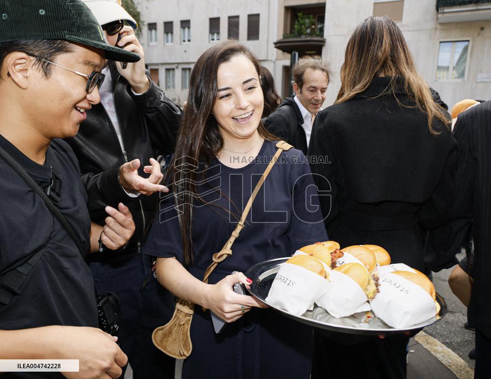 MFW - Alberta Ferretti Arrivals