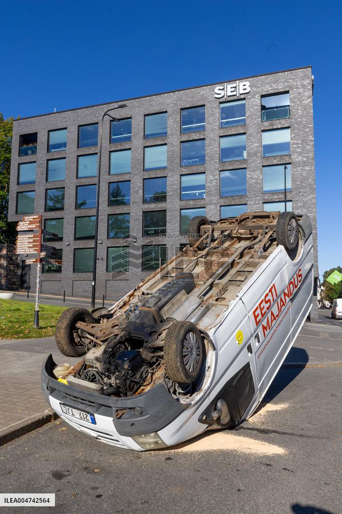 Election ad by the Parempoolsed party