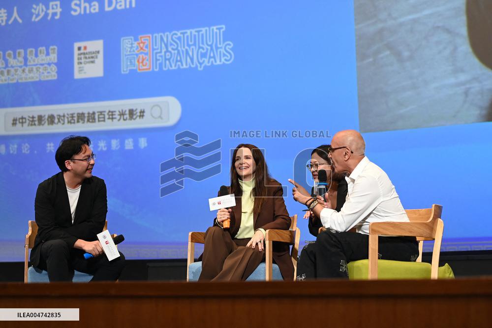 Juliette Binoche At In-I In Motion Screening - Beijing