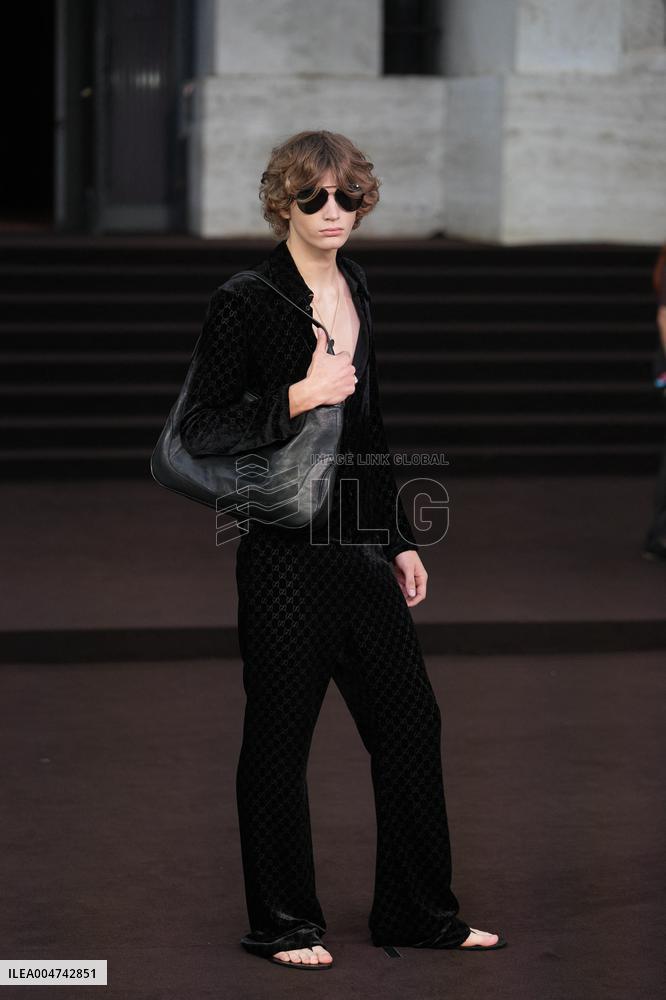 MFW - Gucci Fashion Show