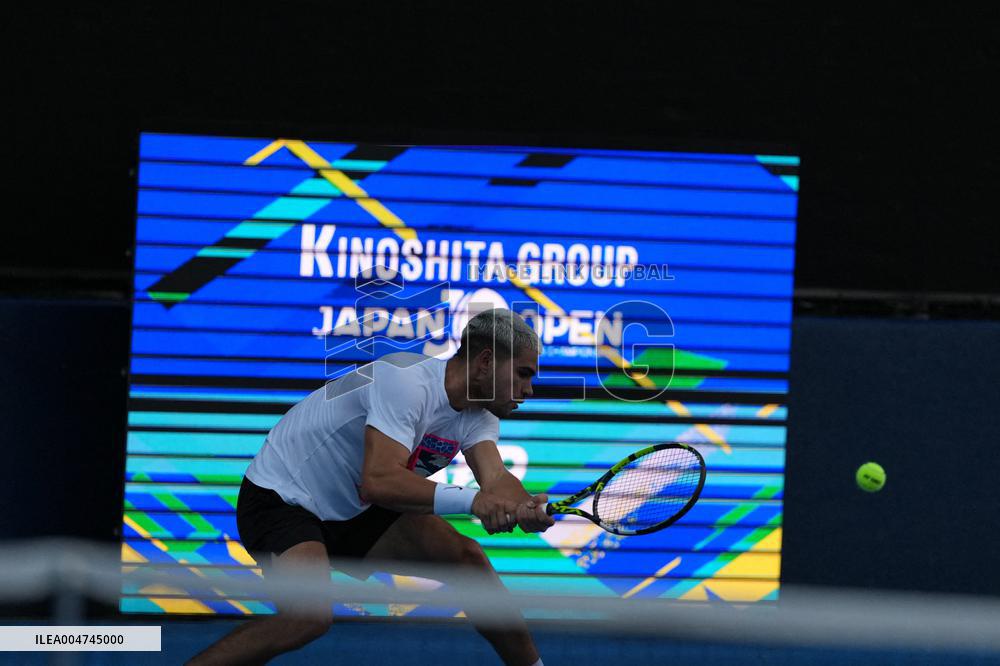 Carlos Alcaraz And Taylor Fritz Engage In Intense Training Session - Tokyo