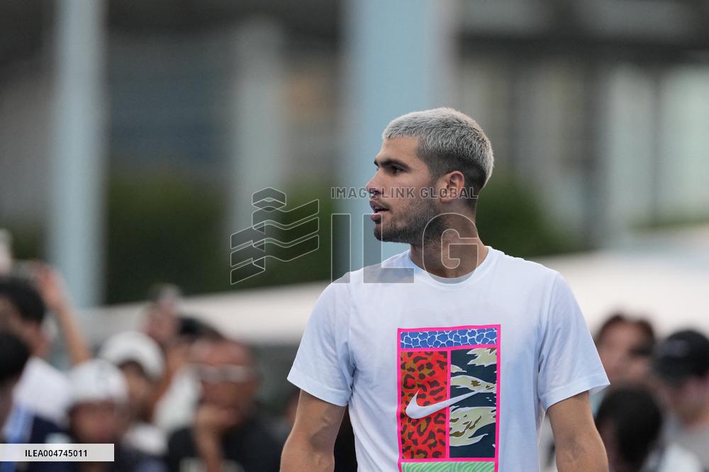 Carlos Alcaraz And Taylor Fritz Engage In Intense Training Session - Tokyo