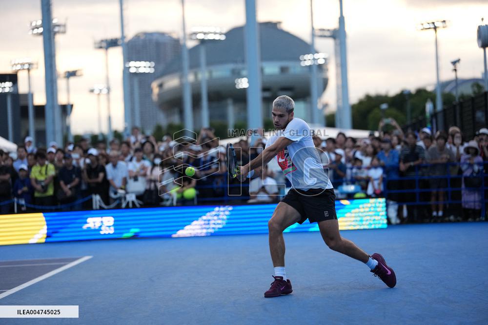 Carlos Alcaraz And Taylor Fritz Engage In Intense Training Session - Tokyo