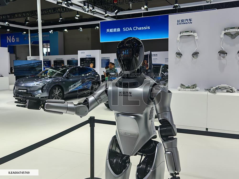 CHANGAN AUTO Booth at World Smart Industry Expo 2025 in Chongqing