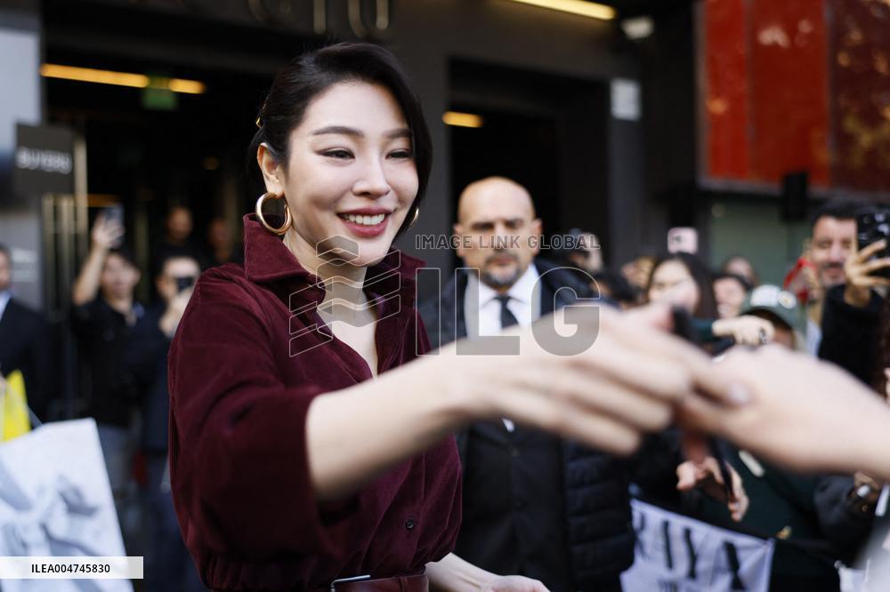 MFW Max Mara Arrivals MP