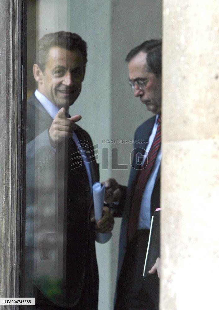 Nicolas Sarkozy receives Jordan's King Abdullah II - Paris
