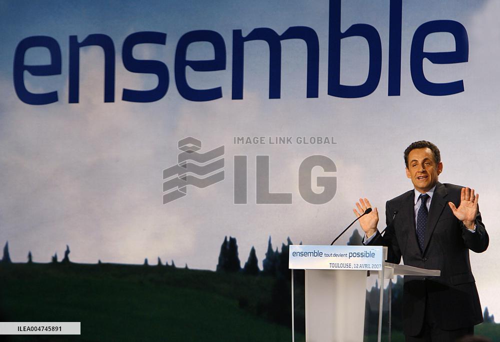 Nicolas Sarkozy campaigns in Toulouse