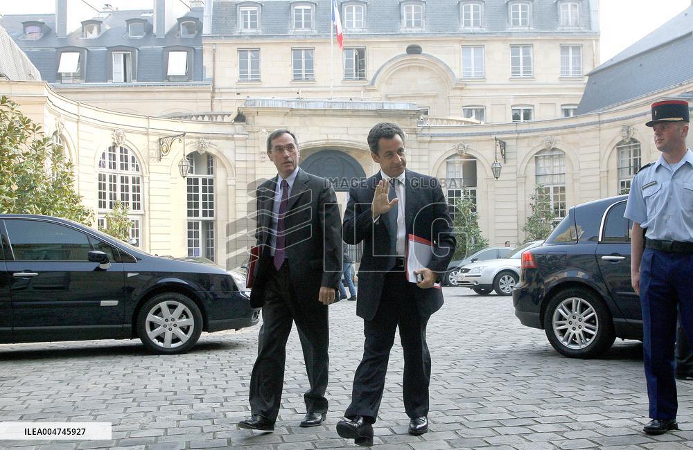 A meeting about Juvenile delinquency at the Hotel Matignon, Paris