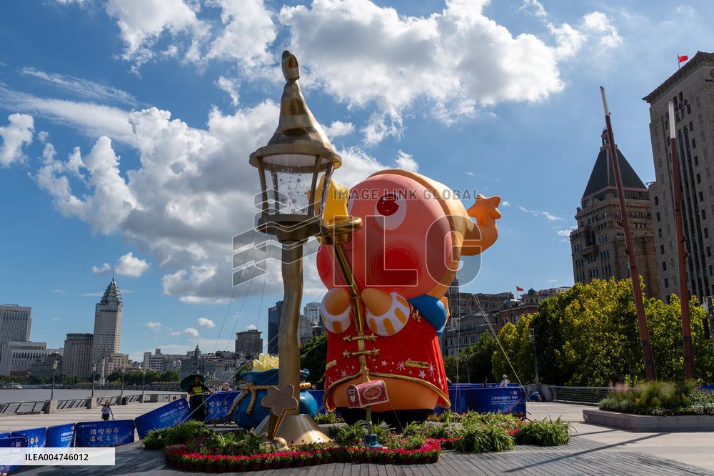 Huge Cartoon Style Sculpture