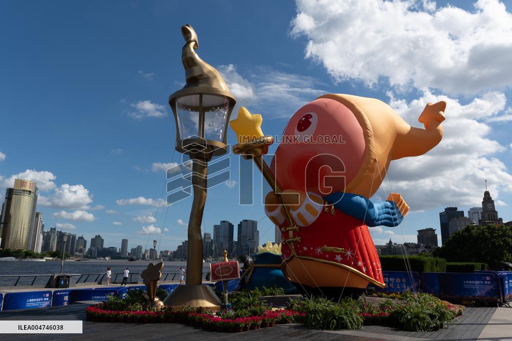 Huge Cartoon Style Sculpture