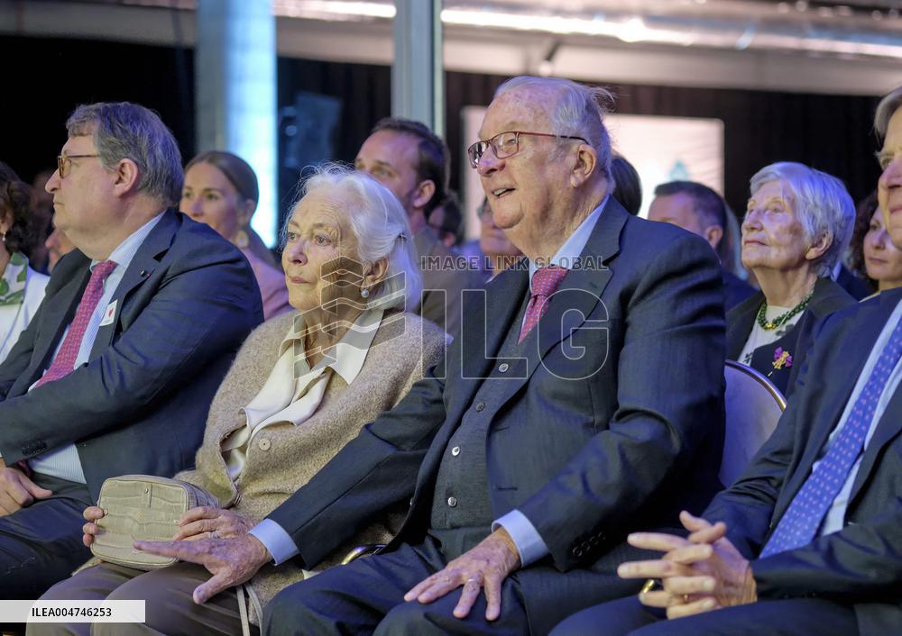 King Albert And Queen Paola Inaugurate New Oncology And Hematology Department At St. Luke's Clinic - Brussels