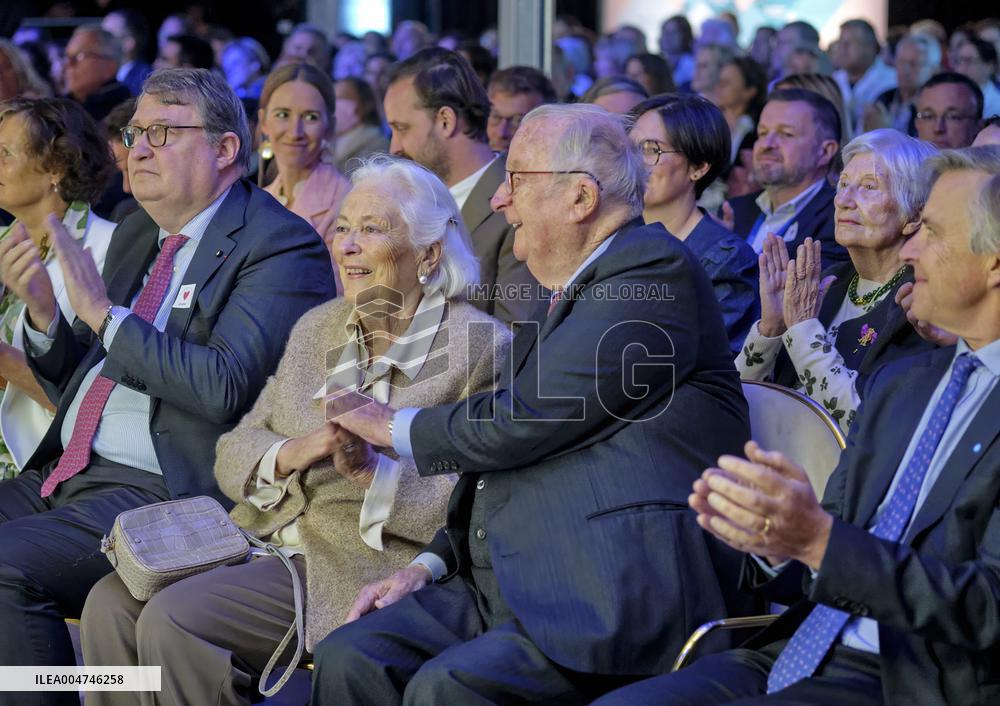 King Albert And Queen Paola Inaugurate New Oncology And Hematology Department At St. Luke's Clinic - Brussels