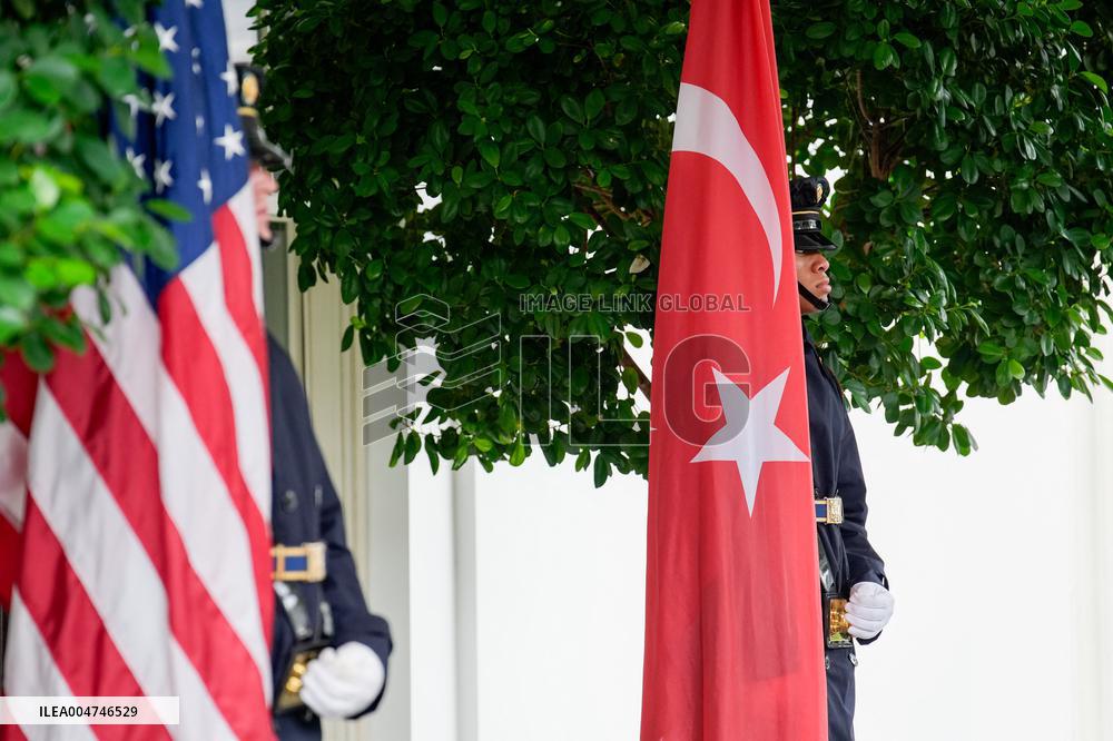 Trump Meets Erdogan - Washington