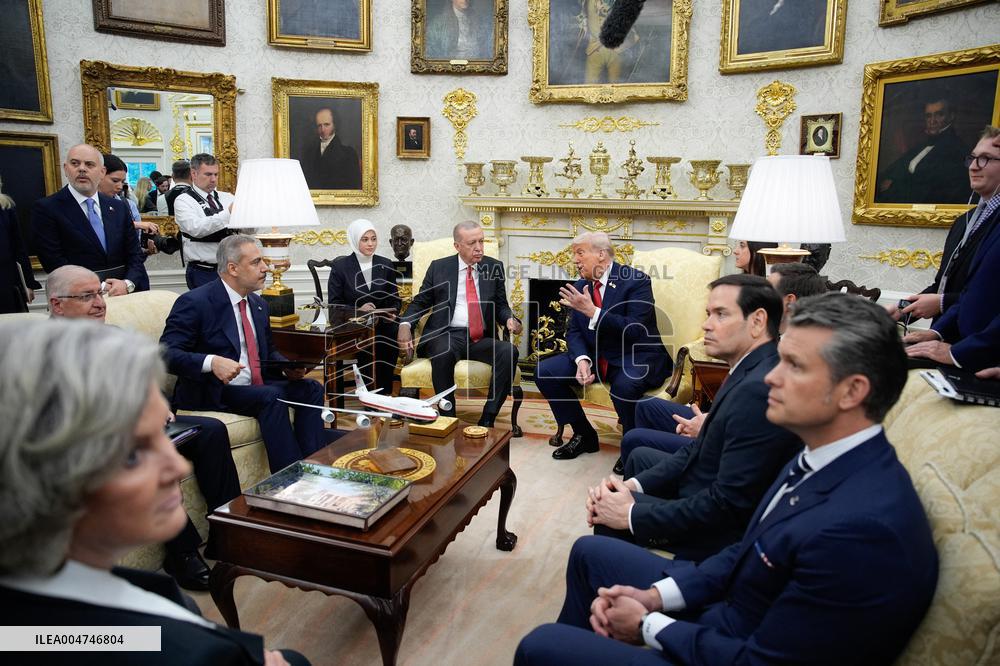 Trump Meets Erdogan - Washington