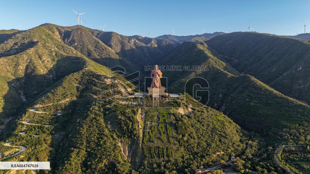 Guan Gong Giant Bronze Statue in Yuncheng