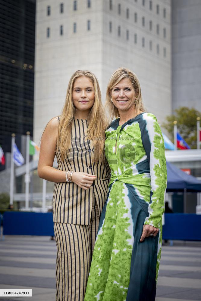 Princess Amalia With Queen Maxima On A Trip For The UN - NYC
