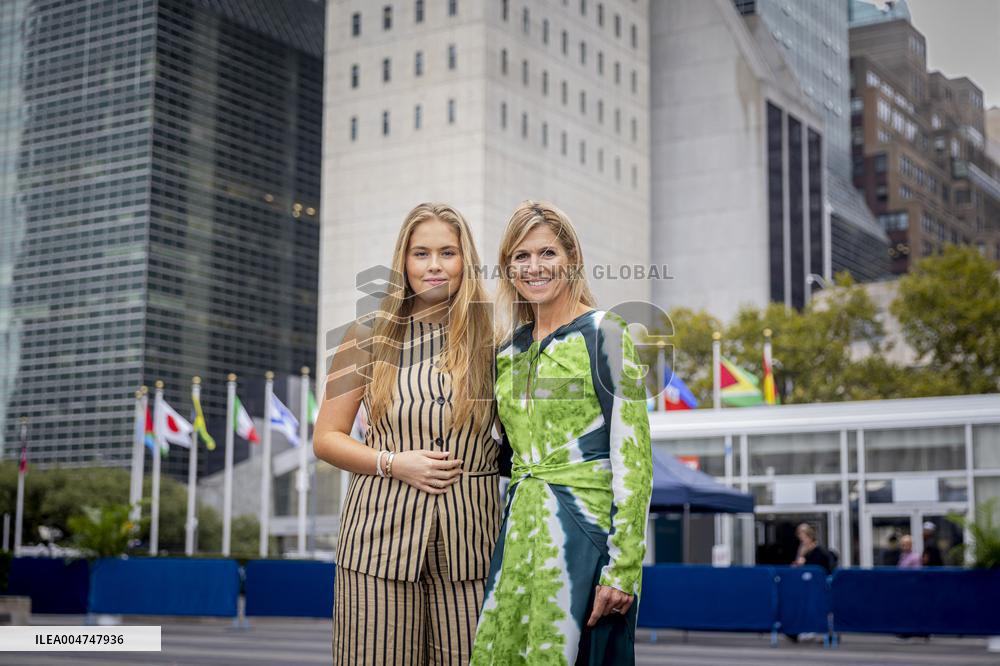 Princess Amalia With Queen Maxima On A Trip For The UN - NYC