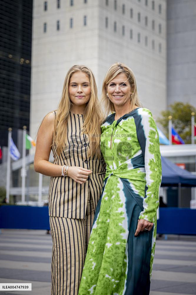 Princess Amalia With Queen Maxima On A Trip For The UN - NYC