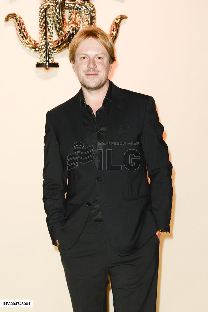 MFW Roberto Cavalli front row MP
