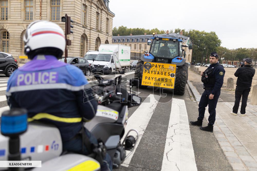 FNSEA Protest against unfair competition - Versailles
