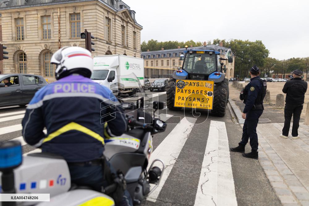 FNSEA Protest against unfair competition - Versailles