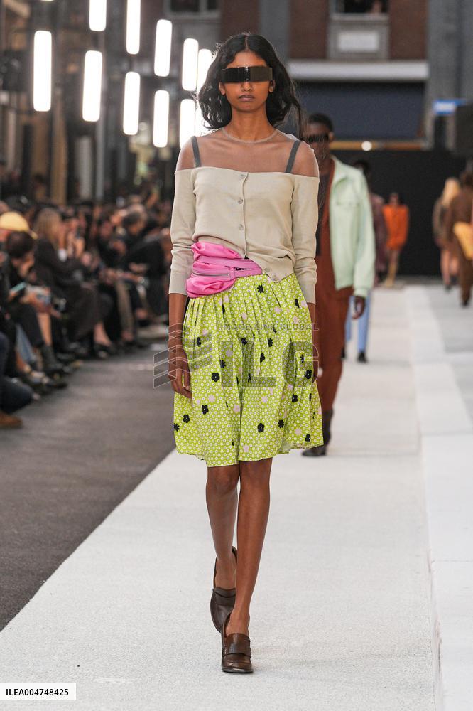 MFW - MM6 Maison Margiela Runway