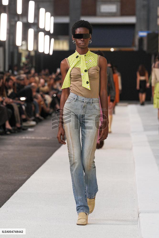 MFW - MM6 Maison Margiela Runway