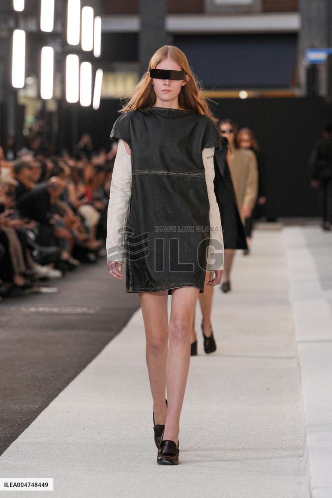 MFW - MM6 Maison Margiela Runway