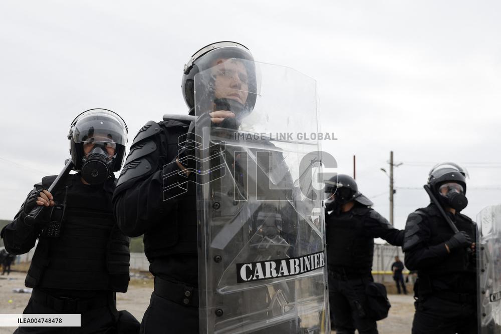 Riot Police Drill - Bucharest