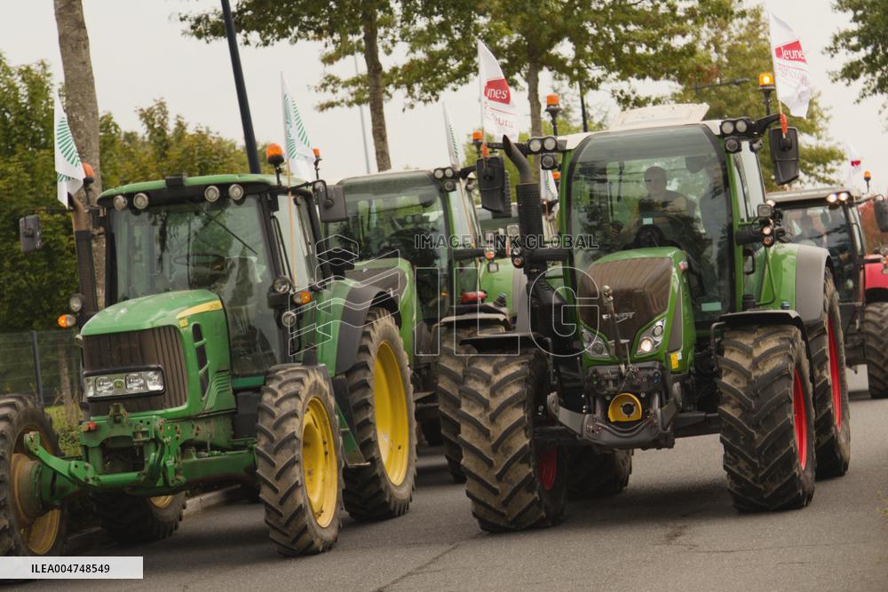 Farmers in Action in Loire-Atlantique - Carquefou