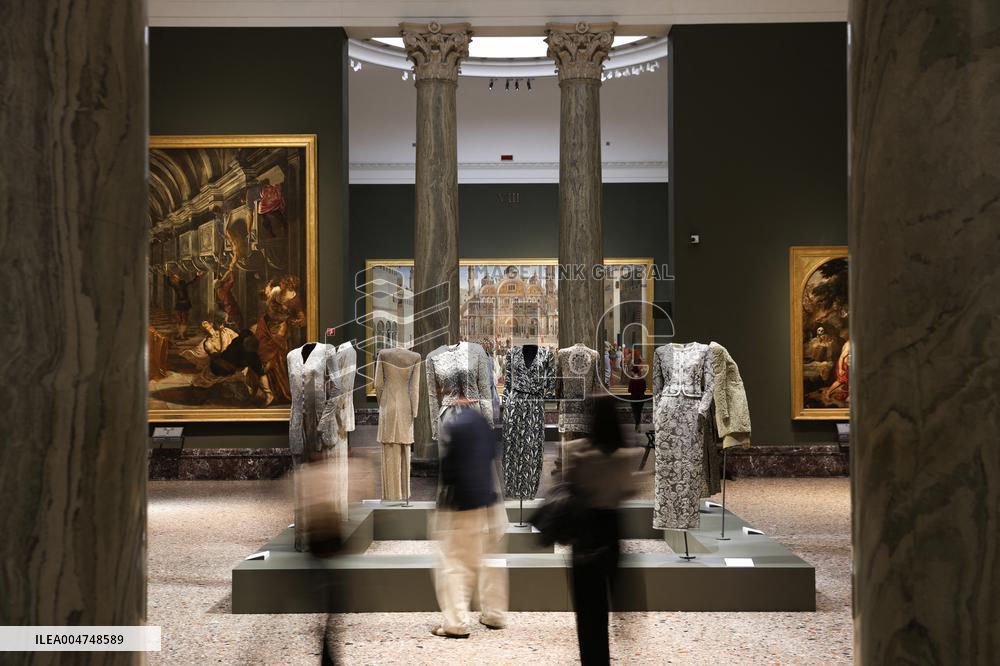 Giorgio Armani: Milano, per amore Exhibition - Milan