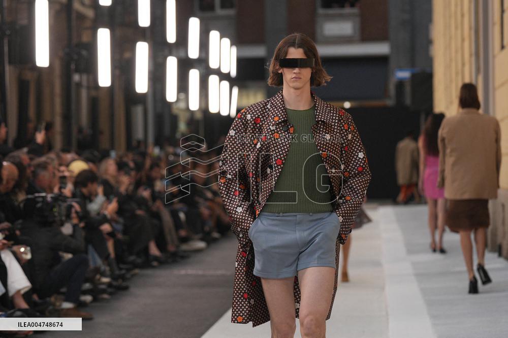 MFW - MM6 Maison Margiela Fashion Show Runway