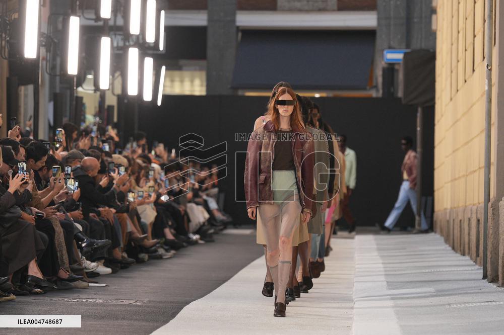 MFW - MM6 Maison Margiela Fashion Show Runway
