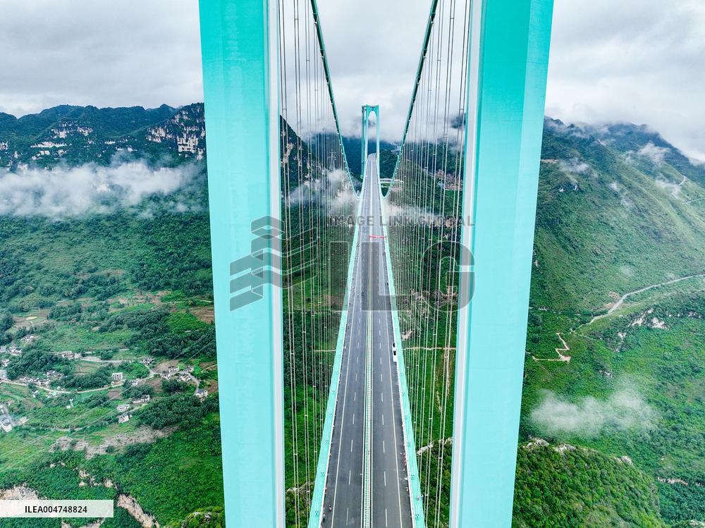 Huajiang Grand Canyon Bridge - China