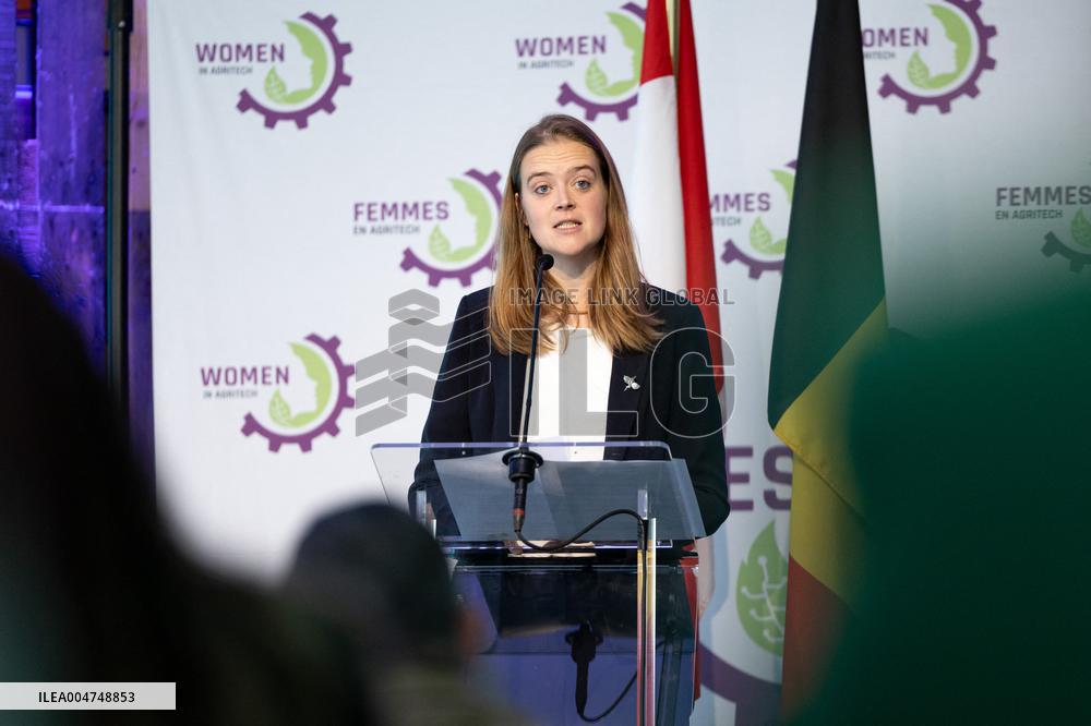 Belgian Minister of Agriculture at the Global Women in AgriTech Summit - Antoing AJ