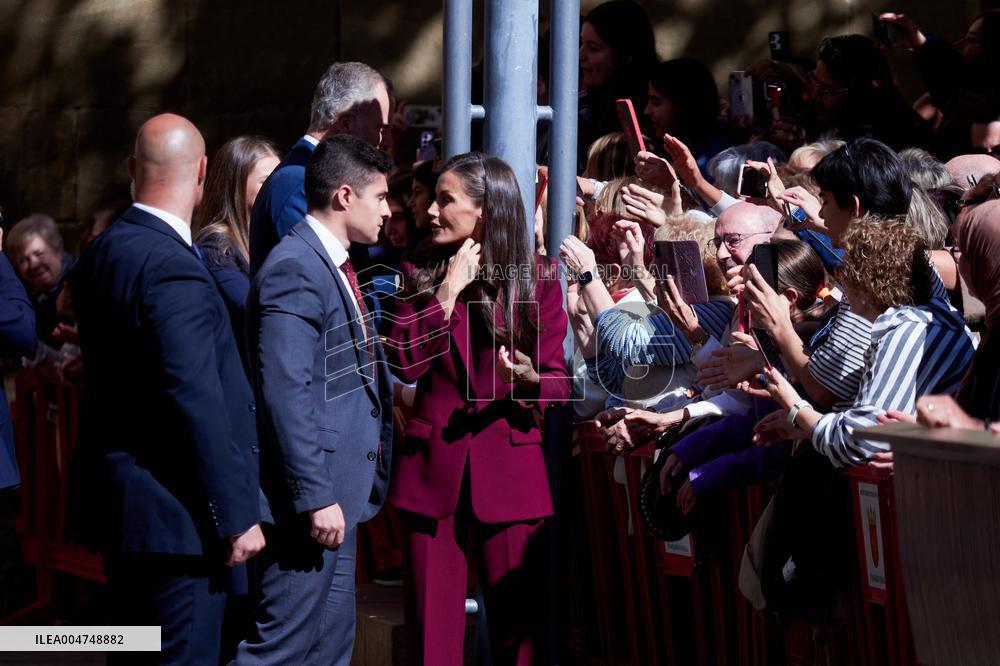 Royals Visit The Community Of Navarre