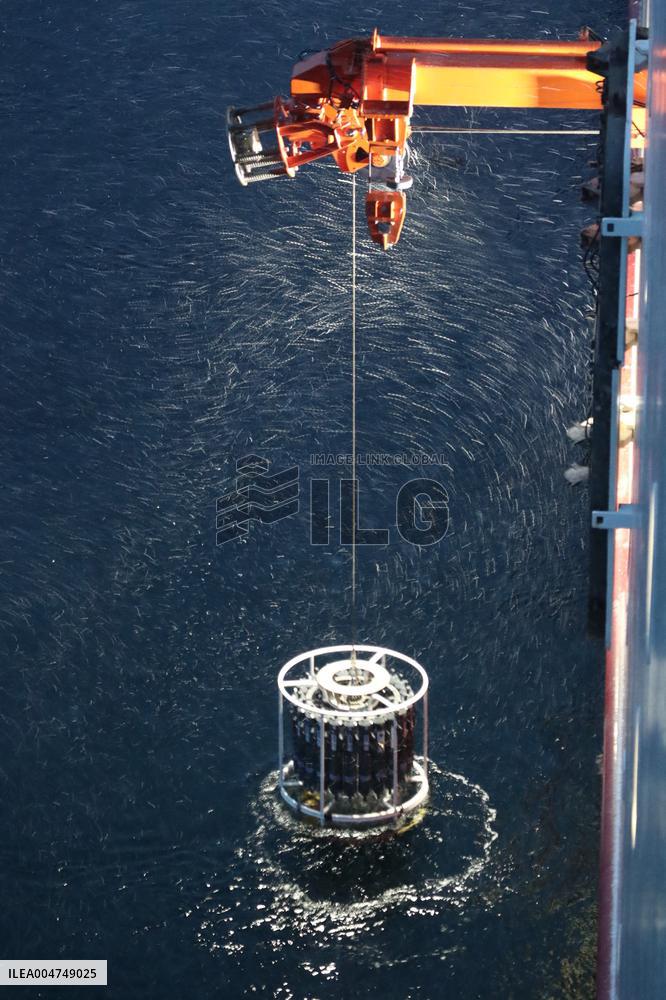 Arctic Ocean Scientific Expedition