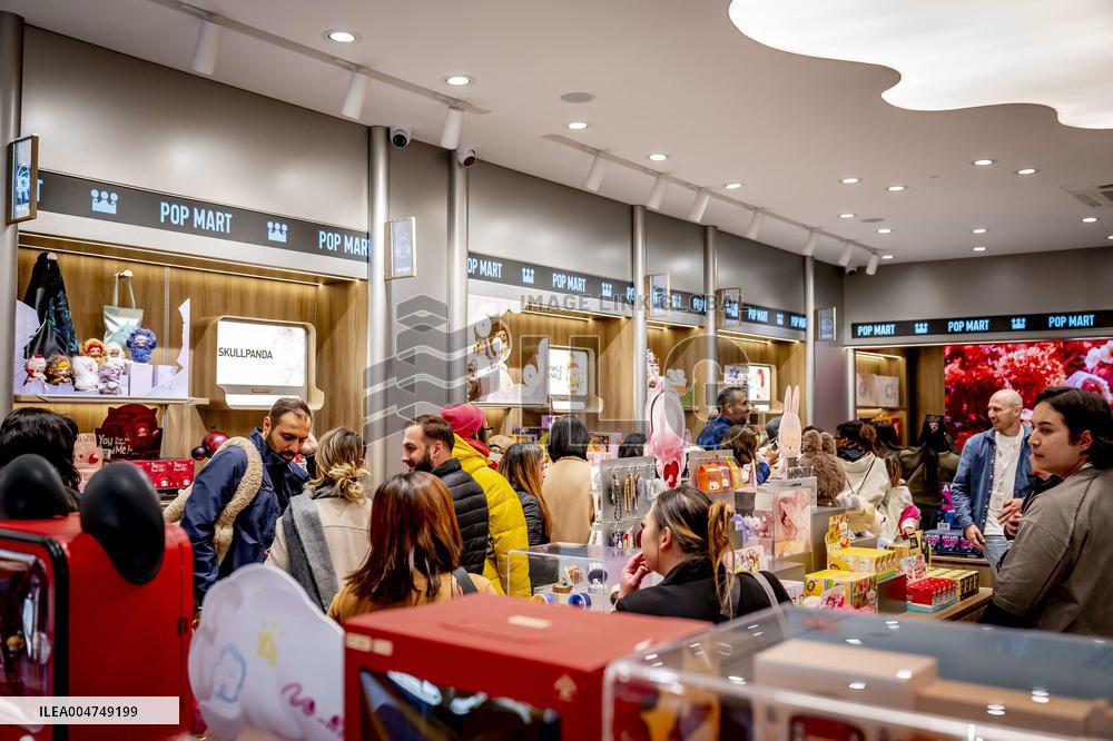 Labubu Dolls Sale At Pop Mart - Rotterdam