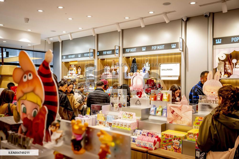 Labubu Dolls Sale At Pop Mart - Rotterdam