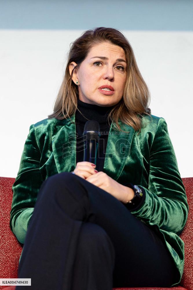 Roundtable at the Global Women in AgriTech Summit - Antoing