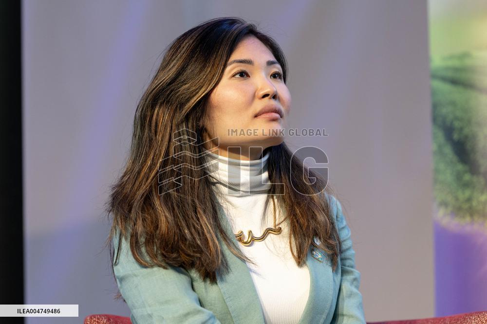 Roundtable at the Global Women in AgriTech Summit - Antoing