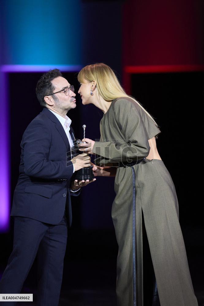 San Sebastian - Jennifer Lawrence Receives Donostia Award