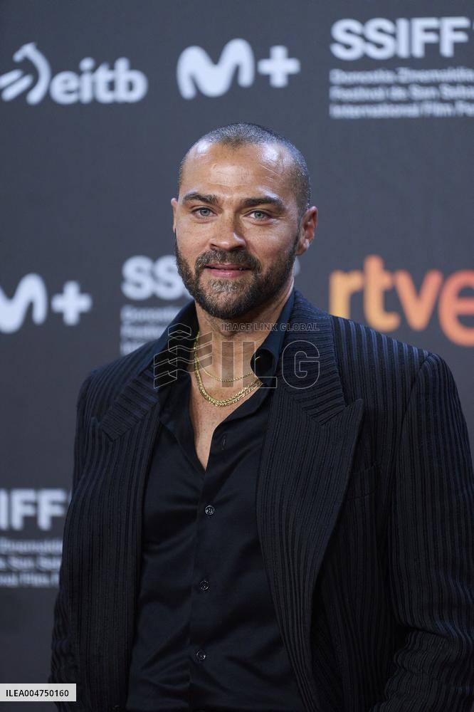 73rd San Sebastian International Film Festival - 'Anatonia de un instante' Red Carpet