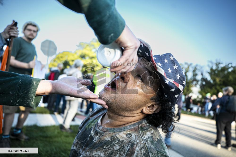 Broadview Anti-Ice Protest - Chicago