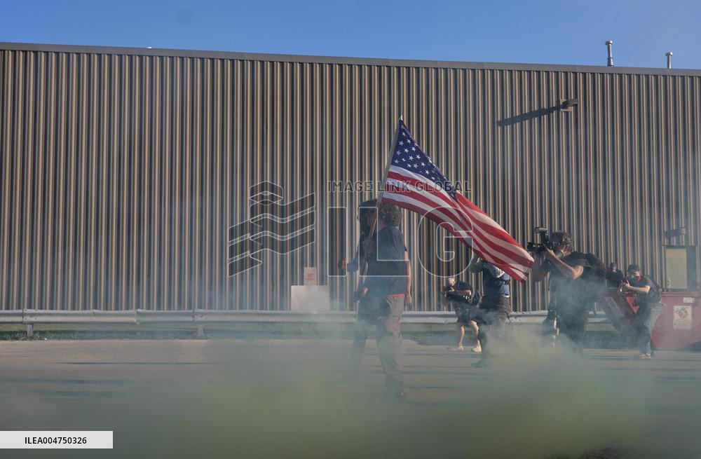 Broadview Anti-Ice Protest - Chicago