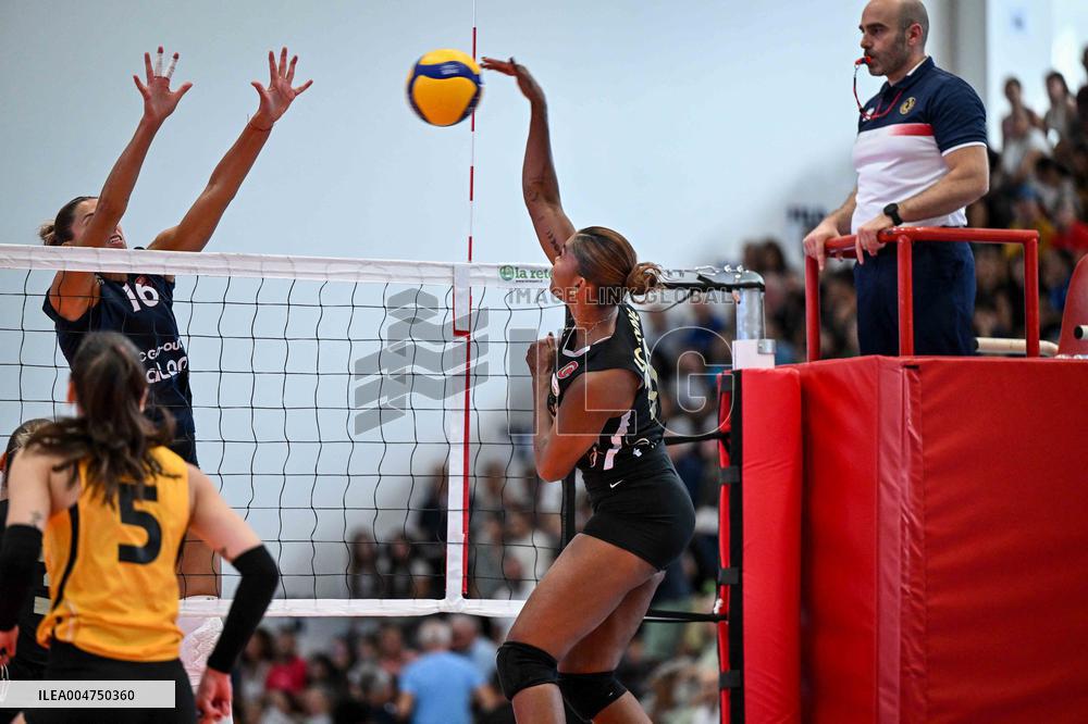 VOLLEY - Amichevole - Sardegna Volleyball Challenge 2025 - Third place final - VakifBank Istanbul vs Panionios Atene