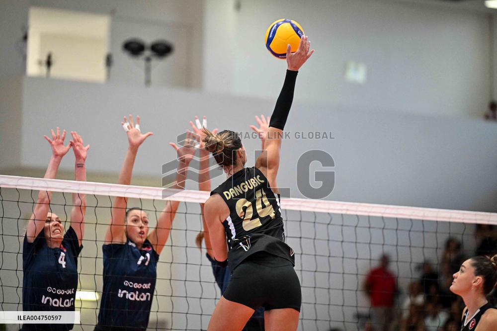 VOLLEY - Amichevole - Sardegna Volleyball Challenge 2025 - Third place final - VakifBank Istanbul vs Panionios Atene
