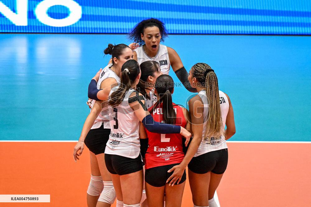 VOLLEY - Amichevole - Sardegna Volleyball Challenge 2025 - Third place final - VakifBank Istanbul vs Panionios Atene