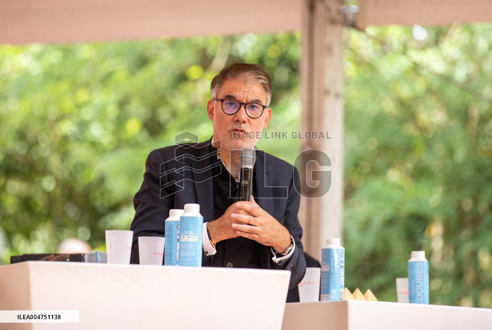 Action Against A69 by Derniere Renovation - France