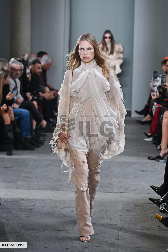 MFW - Blumarine Runway